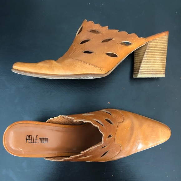moda in pelle mules